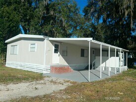 2115 Bailey Rd in Mulberry, FL - Building Photo