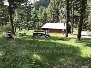 11100 Grant Creek Rd in Missoula, MT - Building Photo - Building Photo