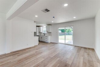 1101 Spring Brook Dr in Bedford, TX - Building Photo - Building Photo