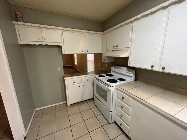 1341 65th Dr in Lubbock, TX - Building Photo - Building Photo