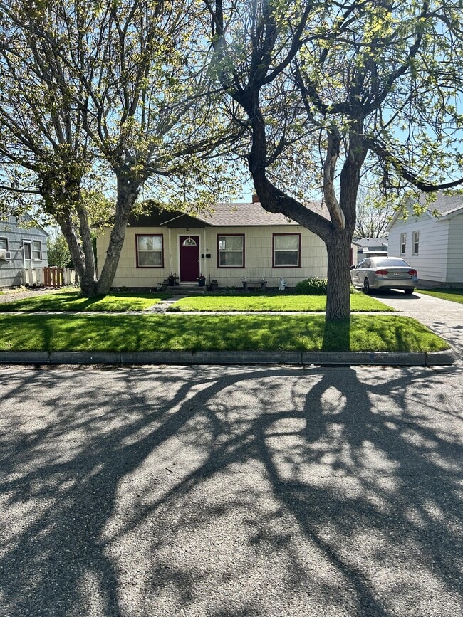 property at 2039 Normal Ave
