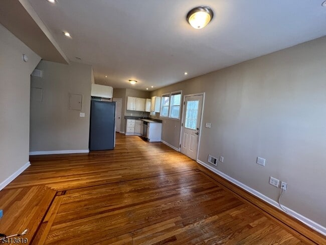 163 E 22nd St in Paterson, NJ - Building Photo - Building Photo