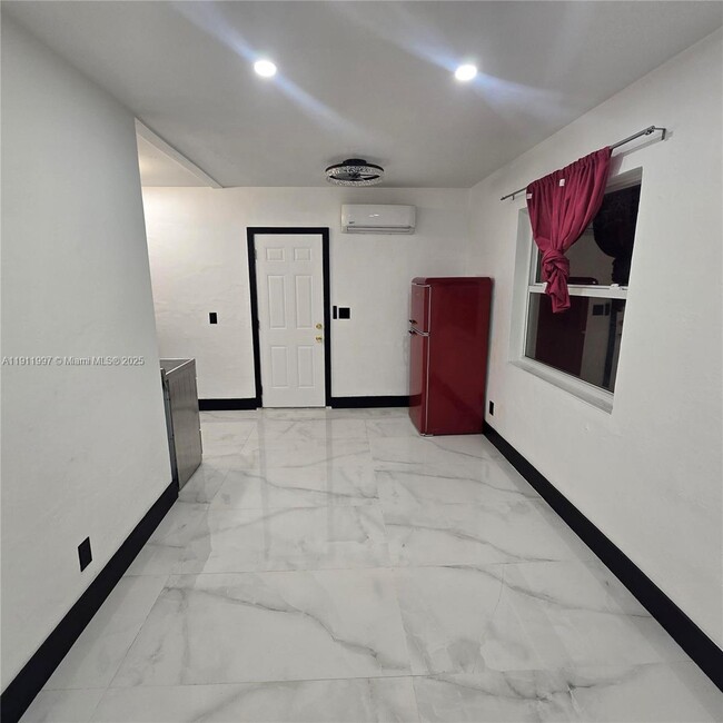 77 NW 51st St in Miami, FL - Building Photo - Building Photo