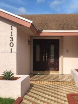 11301 SW 132nd Ave in Miami, FL - Building Photo