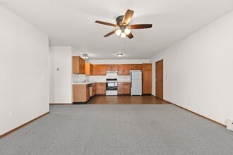ZSunshine Court Apartments in Bonduel, WI - Building Photo - Building Photo