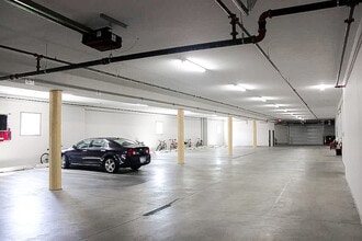 270 W 3rd St in Winona, MN - Building Photo - Building Photo