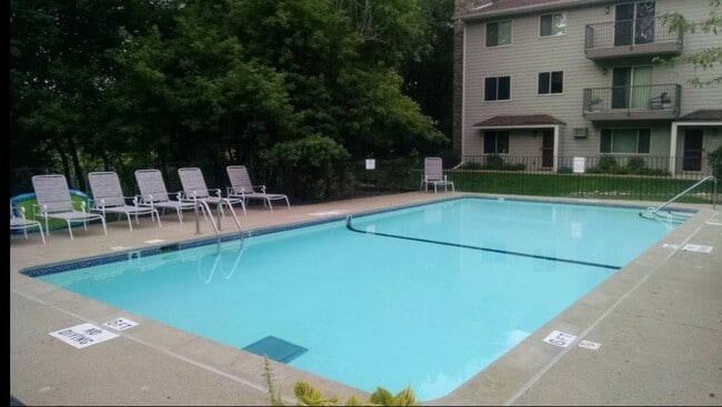 property at 2140 Ridge Dr