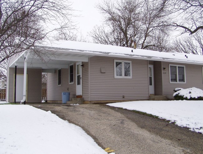 Sun Prairie Vandenberg Heights in Sun Prairie, WI - Foto de edificio - Building Photo