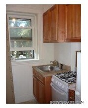 1450 Commonwealth Ave in Boston, MA - Building Photo - Building Photo