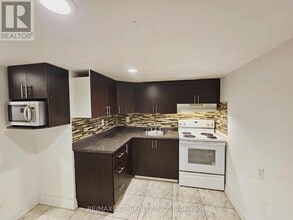 50 Jeavons Ave in Toronto, ON - Building Photo - Building Photo