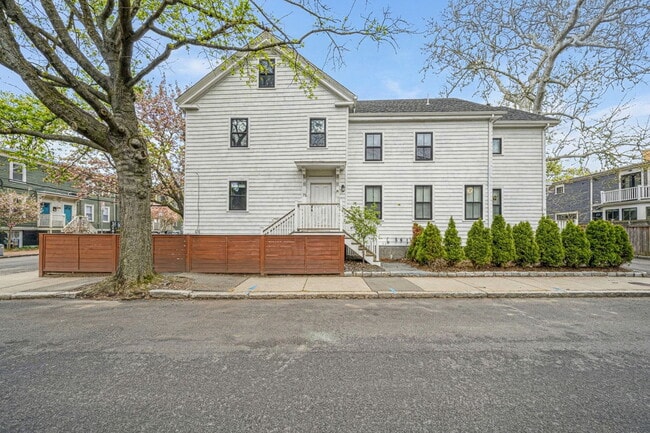 property at 75 Prince St