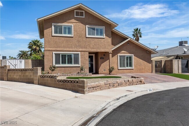7604 Charles Conrad Cir in Las Vegas, NV - Building Photo - Building Photo