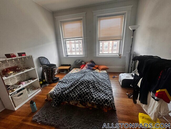 property at 79 Glenville Ave