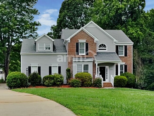 property at 471 Kingsmill Dr