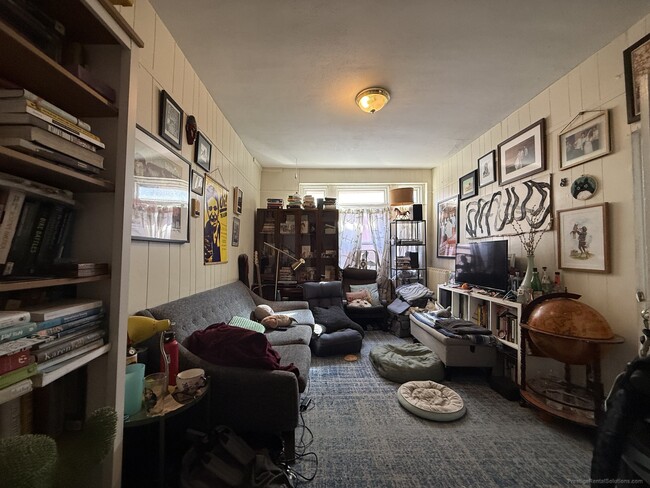 14 S Huntington Ave, Unit 4