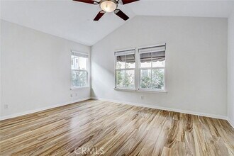 1800 S Pacific Coast Hwy in Redondo Beach, CA - Foto de edificio - Building Photo