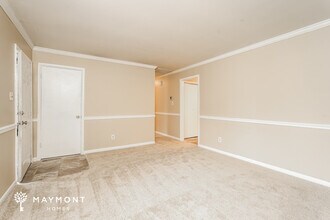 355 Parkwood Ave in Winston-Salem, NC - Foto de edificio - Building Photo
