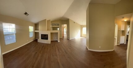 40656 Corte Albara in Murrieta, CA - Building Photo - Building Photo