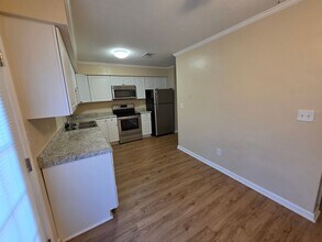 336 San Roman Dr in Chesapeake, VA - Building Photo - Building Photo