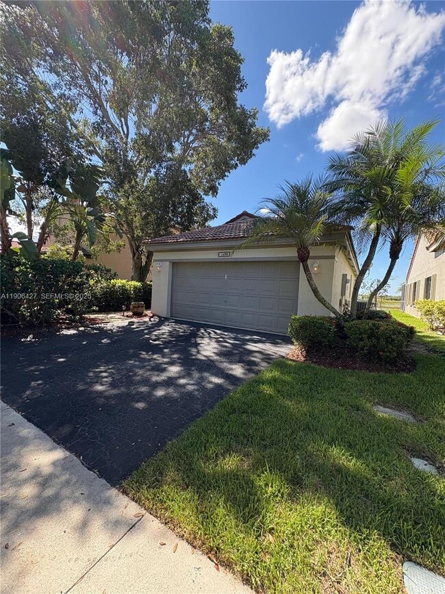 1499 Presidio Dr in Weston, FL - Building Photo - Building Photo
