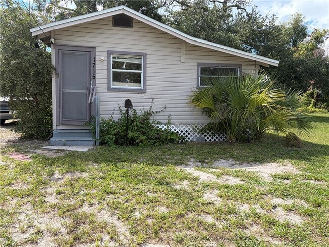 property at 1715 14th St S