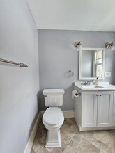 105 Spruce St in Abington, MA - Building Photo - Building Photo