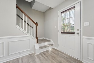 105 Leacroft Way in Durham, NC - Building Photo - Building Photo