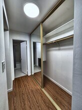 10 Scenic Way, Unit 115 in San Mateo, CA - Building Photo - Building Photo