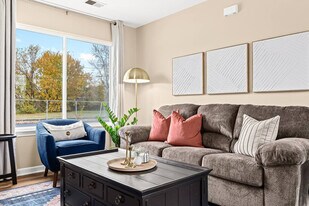 18355 Mesle St in Roseville, MI - Building Photo