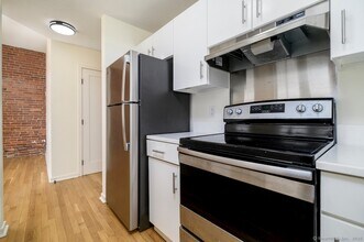 83 Washington St, Unit 2C in Norwalk, CT - Building Photo - Building Photo
