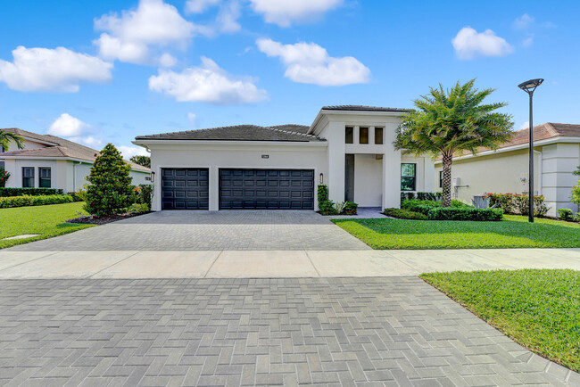 property at 5364 Siesta Key Ln