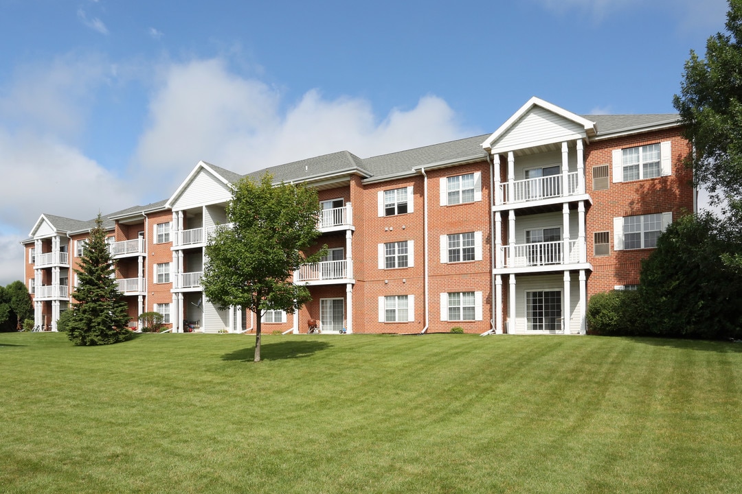 Harbour Town in Madison, WI - Building Photo