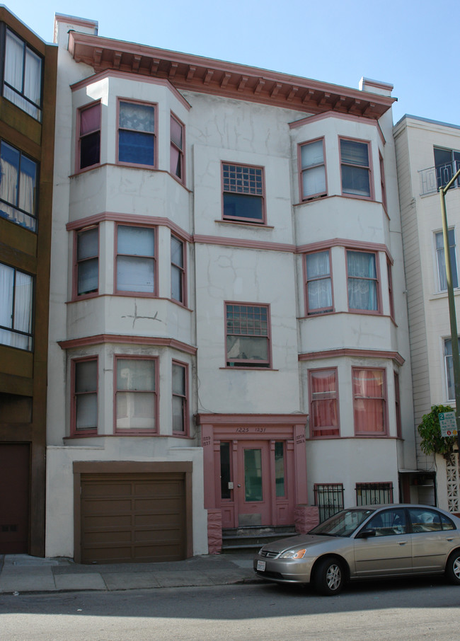 1225-1231 Pacific Ave in San Francisco, CA - Building Photo - Building Photo