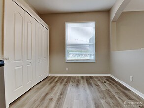18315 Brookpark Dr in Tampa, FL - Building Photo - Building Photo