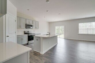 38 Tributary Wy in Fuquay Varina, NC - Building Photo - Building Photo