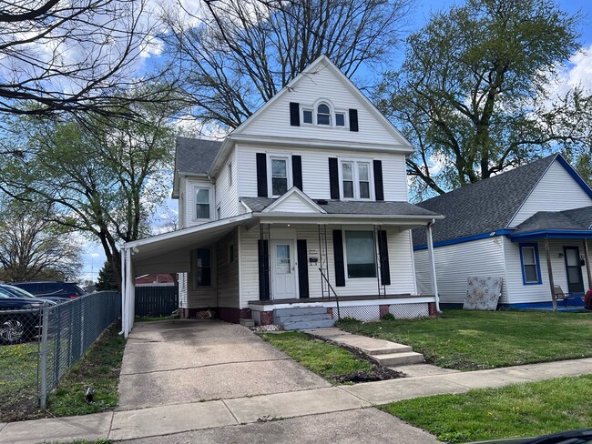 719 N 8th St in Springfield, IL - Building Photo - Building Photo