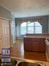 5502 S Village Dr in Cave Spring, VA - Building Photo - Building Photo