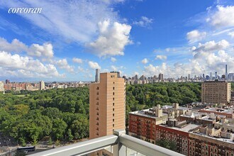 321 W 110th St-Unit -: 17A in New York, NY - Building Photo - Building Photo