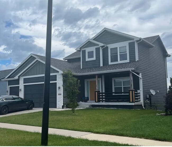 property at 1905 Strauss Ave
