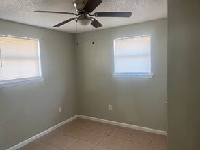 3025-3027 Laussat Pl in New Orleans, LA - Building Photo - Building Photo