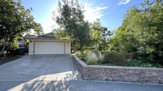 property at 1824 Baldwin Dr