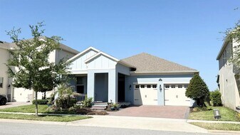 9158 Sonoma Coast Dr in Oakland, FL - Building Photo