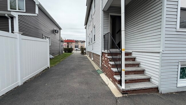 25 Broadway in Malden, MA - Building Photo - Building Photo