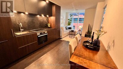 15 Mercer St in Toronto, ON - Building Photo - Building Photo