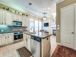 5721 Lunsford Rd in Plano, TX - Building Photo - Building Photo