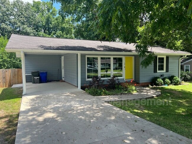 32 N Garden Cir in Greenville, SC - Building Photo - Building Photo