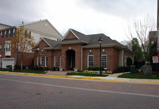 High Pointe at Jefferson Park in Falls Church, VA - Building Photo - Building Photo