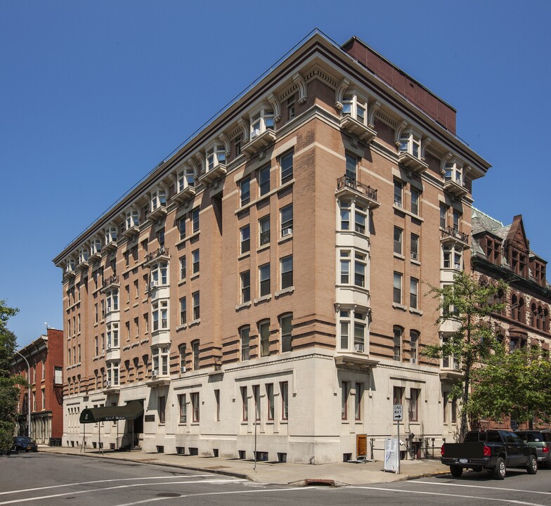 Caldwell Apartments in Troy, NY - Foto de edificio