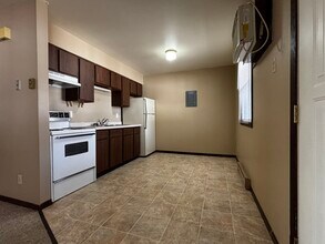 3205 Seymour Rd, Unit 1 in Eau Claire, WI - Building Photo - Building Photo