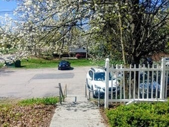 65 Curve St in Millis, MA - Building Photo - Building Photo
